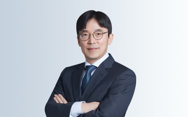 CEO 여행 가방 속에는 어떤 책이 있을까